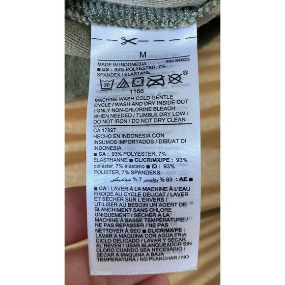 NWT Old Navy Sweatshirt Size Medium Women’s Green Velvet Crop - Picture 5 of 8